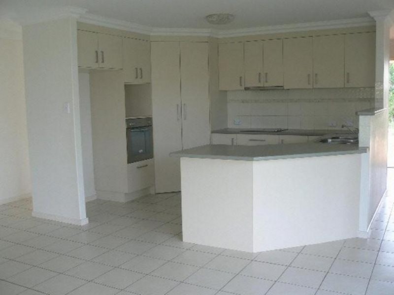 6 Cromdale Circuit, Kawungan QLD 4655