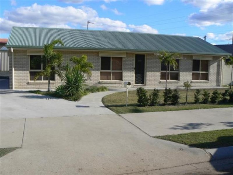 140 Emerald Park Way, Urangan QLD 4655