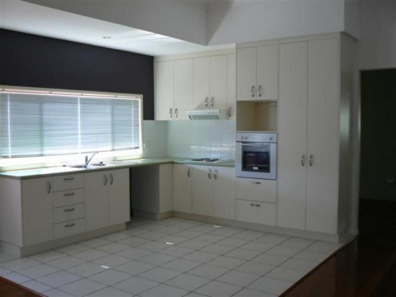 54A Torquay Road, Pialba QLD 4655