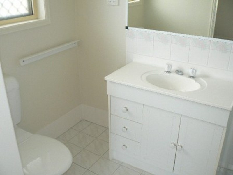 50 Aimee Drive, Urangan QLD 4655