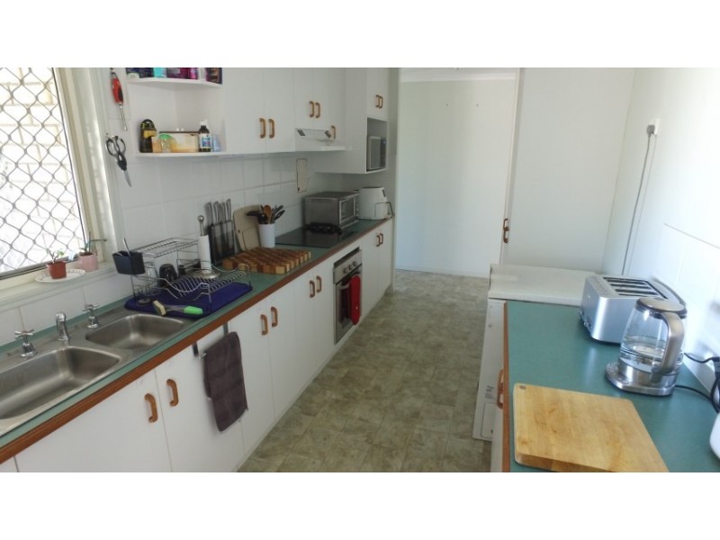 37 Bunker Avenue, Urraween QLD 4655