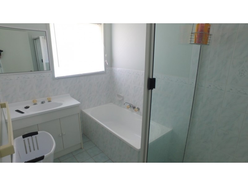 37 Bunker Avenue, Urraween QLD 4655