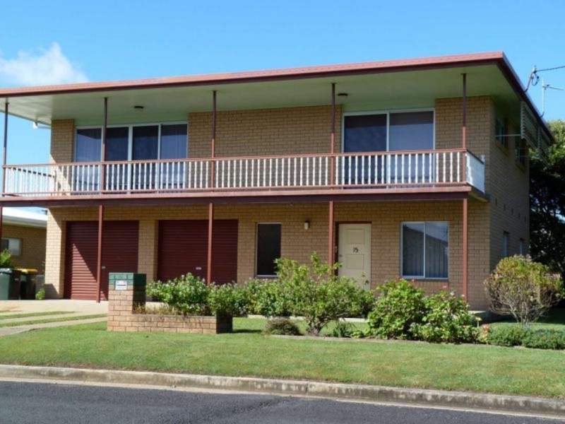 15 Hillcrest Avenue, Scarness QLD 4655