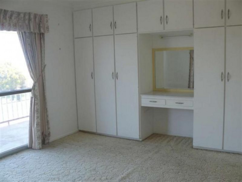 15 Hillcrest Avenue, Scarness QLD 4655