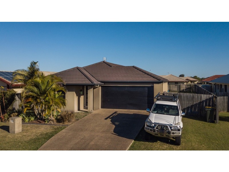 28 Bounty Circuit, Eli Waters QLD 4655