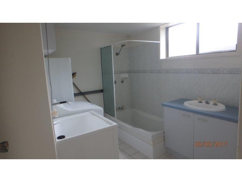 5/479 Esplanade, Torquay QLD 4655