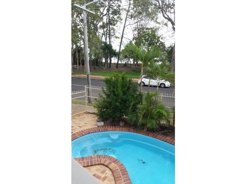 5/479 Esplanade, Torquay QLD 4655
