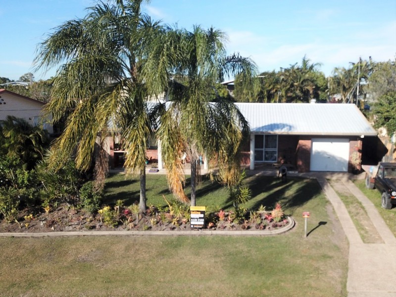 35 Hillcrest Avenue, Scarness QLD 4655