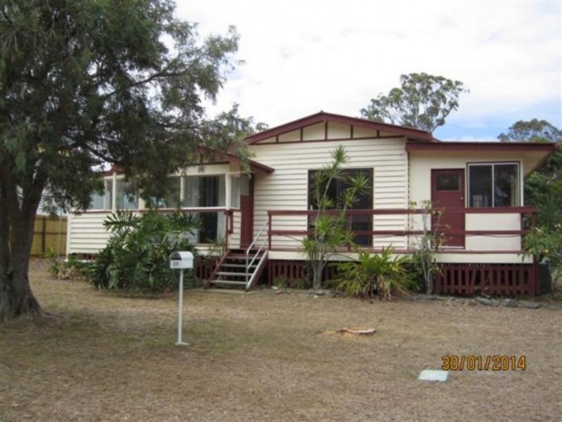 39 Esplanade, Point Vernon QLD 4655
