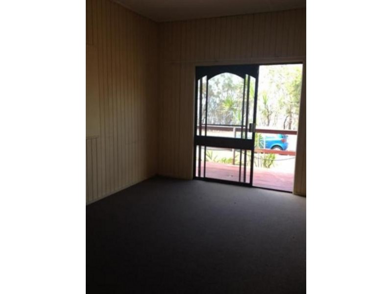 39 Esplanade, Point Vernon QLD 4655