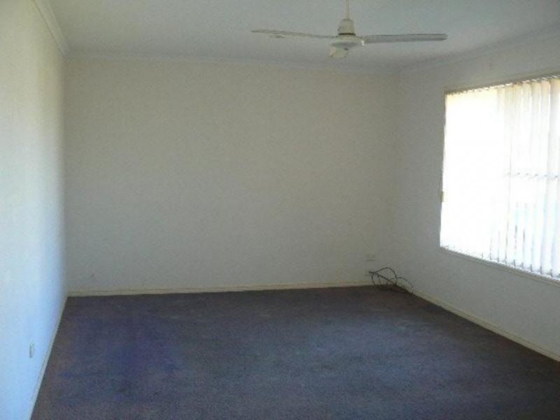 37 Anchorage Circuit, Point Vernon QLD 4655