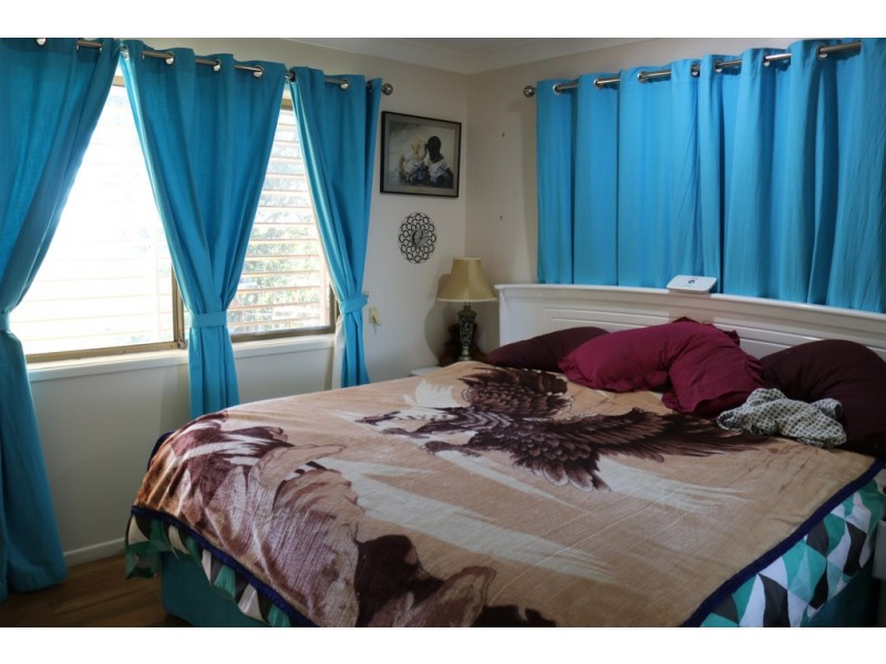 8 North Point Court, Dundowran QLD 4655