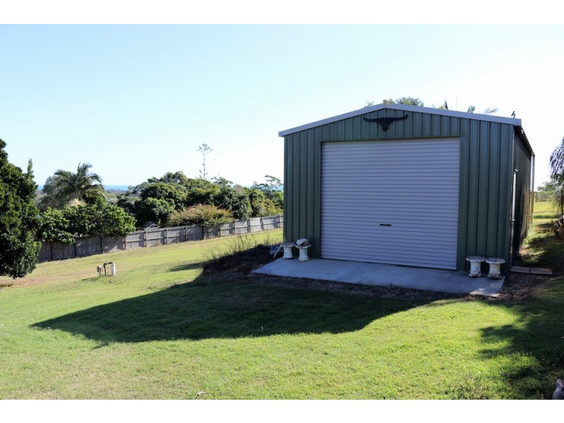 8 North Point Court, Dundowran QLD 4655