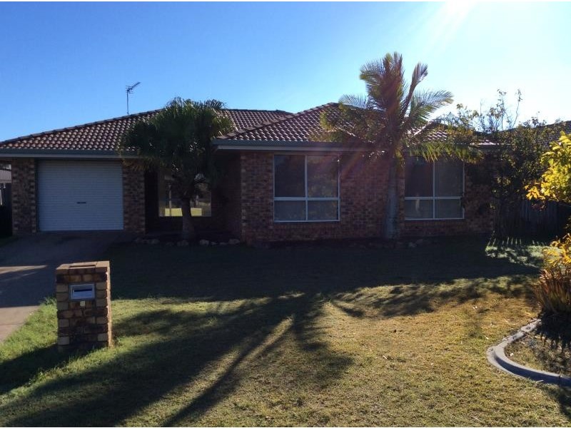 1 Chanak Close, Point Vernon QLD 4655