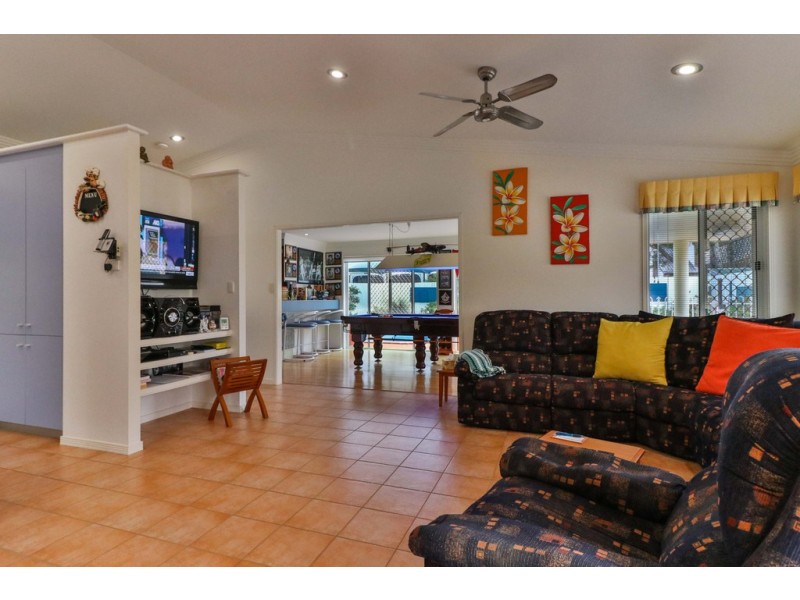 4 Adair Court, Kawungan QLD 4655
