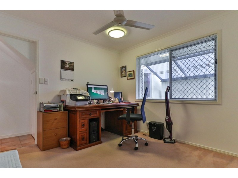 4 Adair Court, Kawungan QLD 4655