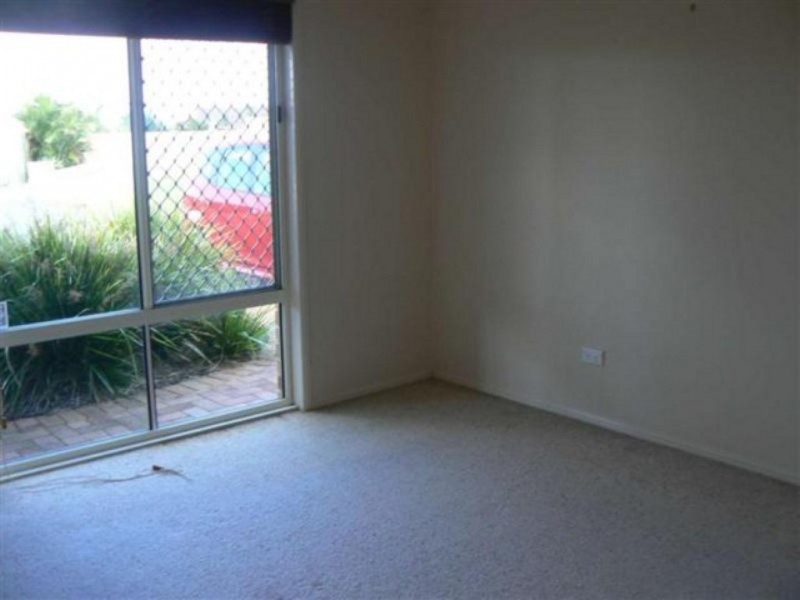 1 Cormie Court, Urraween QLD 4655