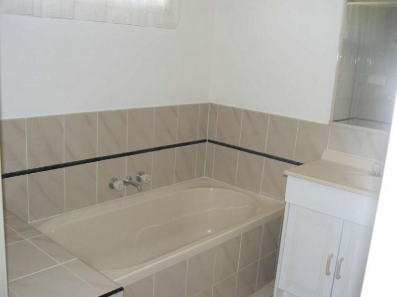 51 Thornbill, Eli Waters QLD 4655