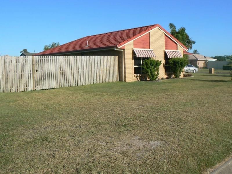 51 Thornbill, Eli Waters QLD 4655