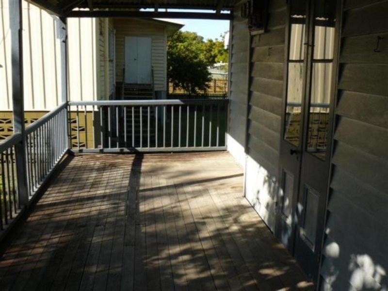 219 Esplanade, Pialba QLD 4655