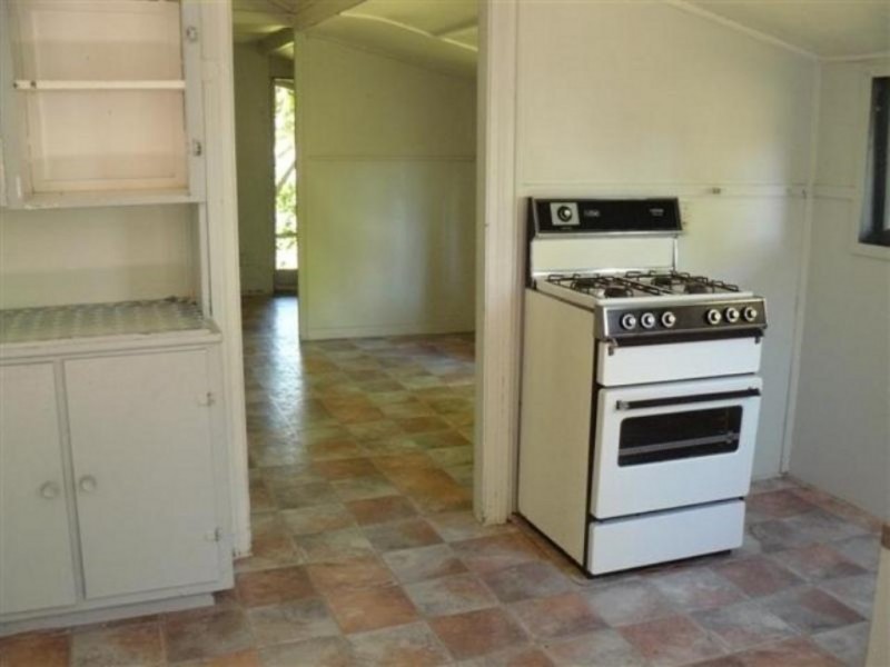 219 Esplanade, Pialba QLD 4655