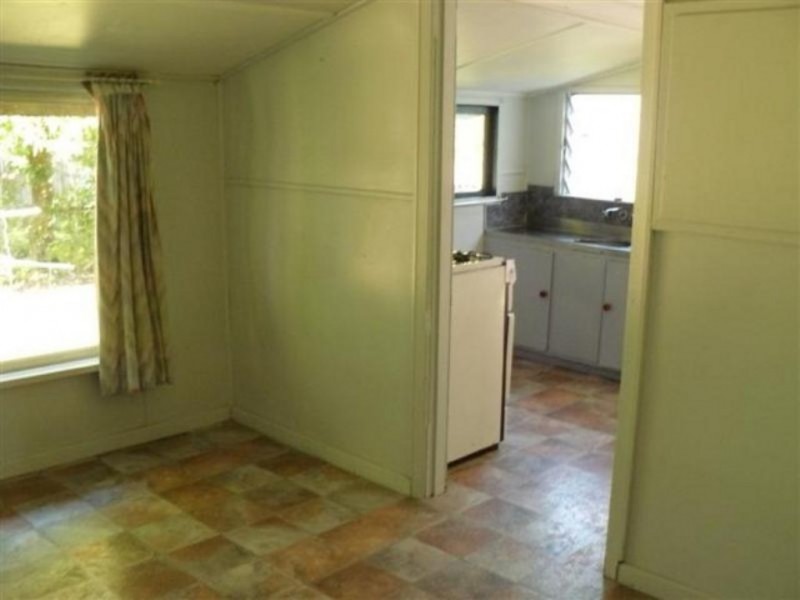 219 Esplanade, Pialba QLD 4655