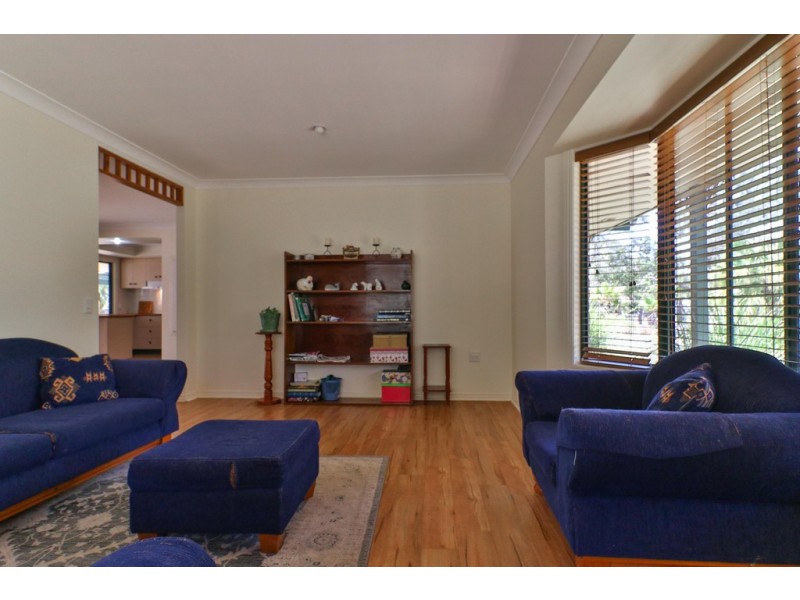 48 Green Acres Road, Dundowran QLD 4655