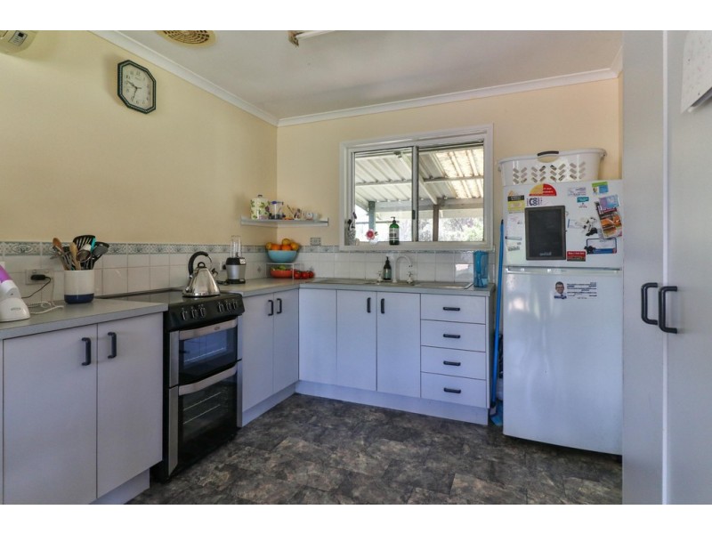48 Green Acres Road, Dundowran QLD 4655