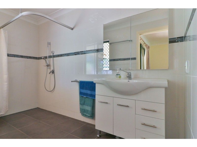 48 Green Acres Road, Dundowran QLD 4655