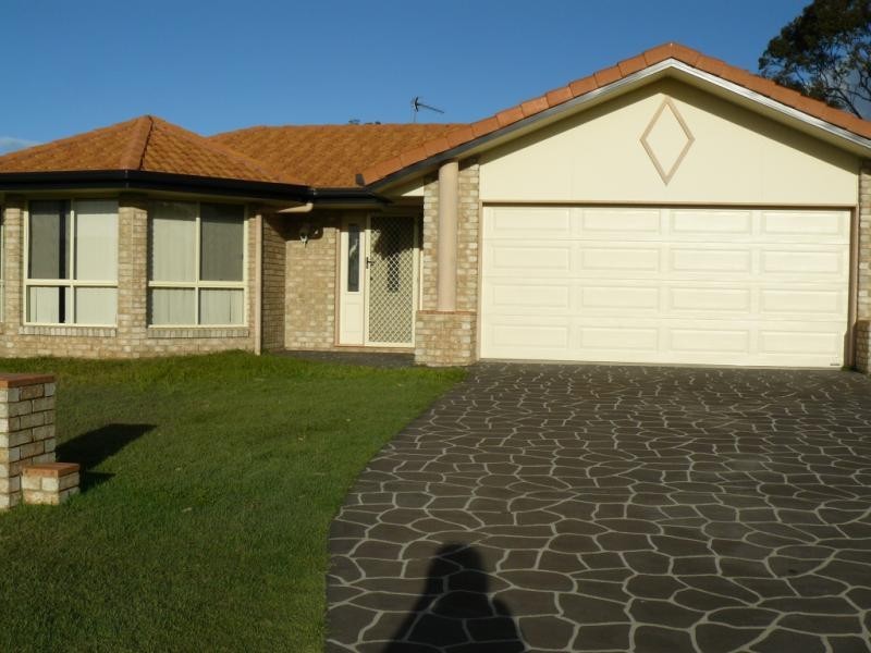 48 Kookaburra Drive, Eli Waters QLD 4655