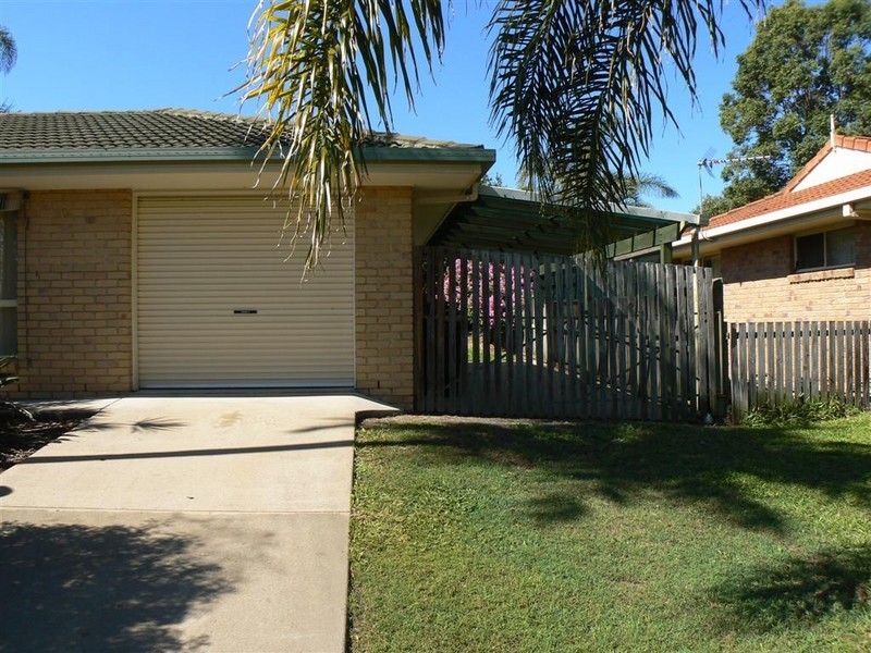 15 Shelley St, Scarness QLD 4655