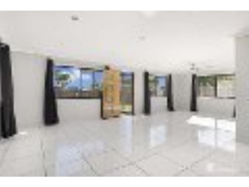 7 Turrum Street, Scarness QLD 4655