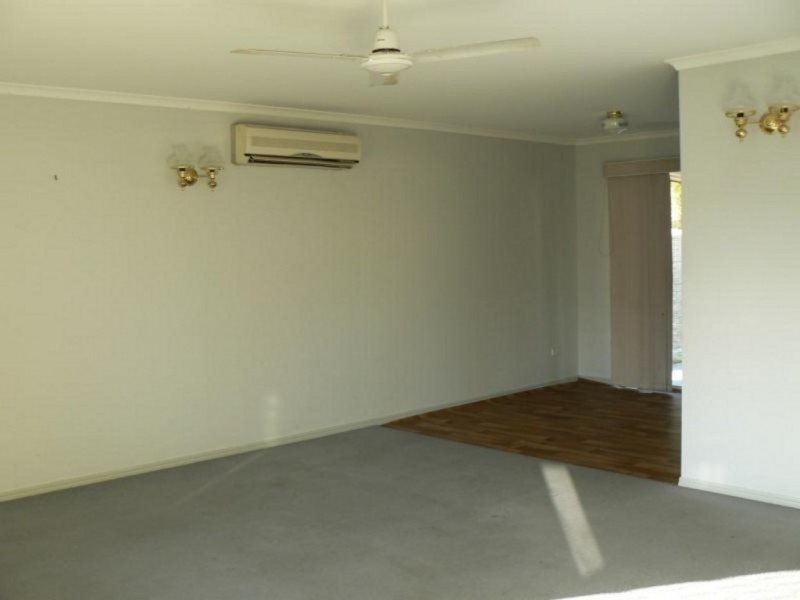 214 Torquay Tce, Torquay QLD 4655