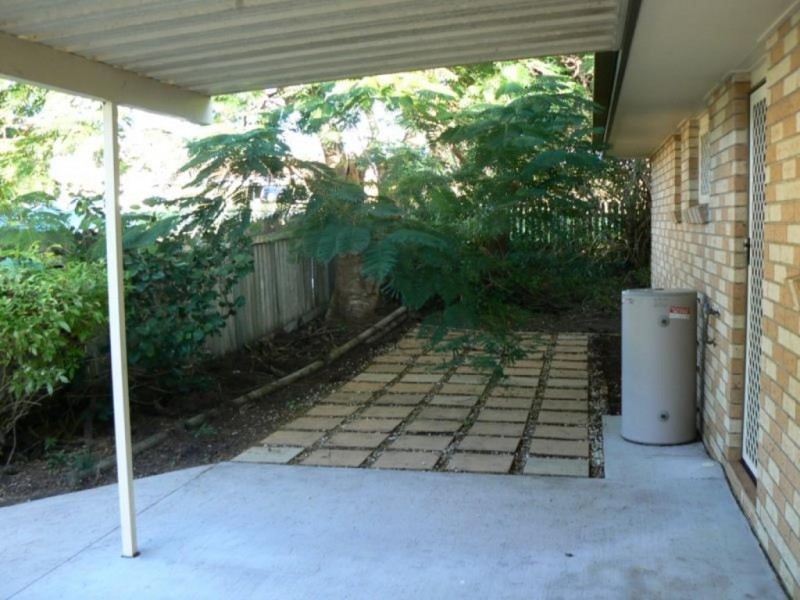 214 Torquay Tce, Torquay QLD 4655