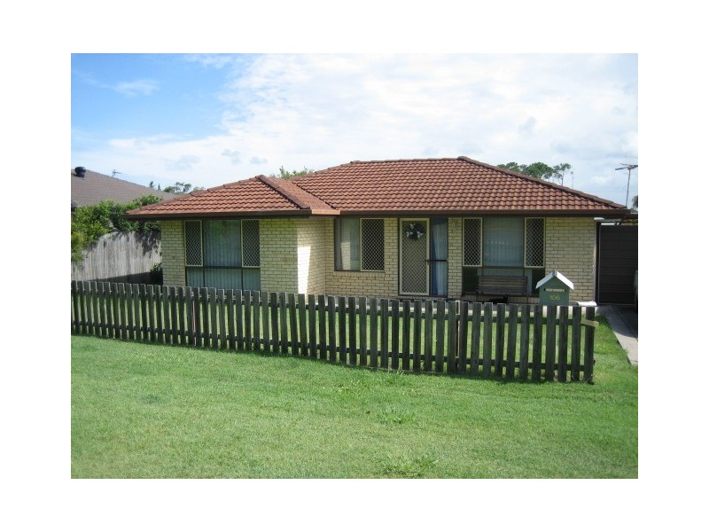 106 Corser St, Point Vernon QLD 4655