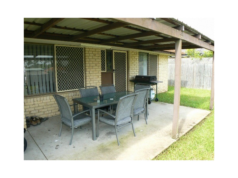 106 Corser St, Point Vernon QLD 4655