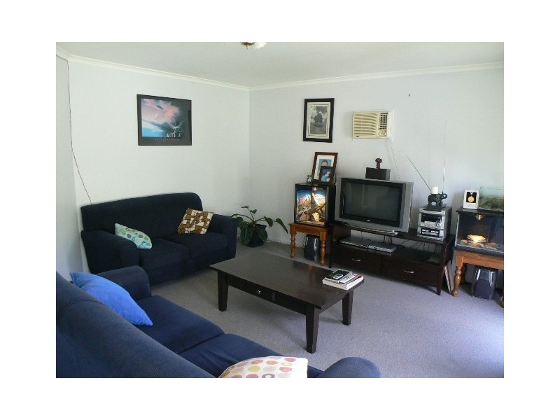 106 Corser St, Point Vernon QLD 4655