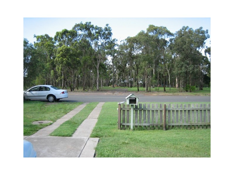 106 Corser St, Point Vernon QLD 4655