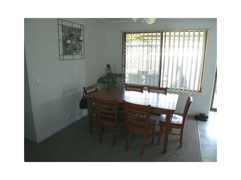 106 Corser St, Point Vernon QLD 4655