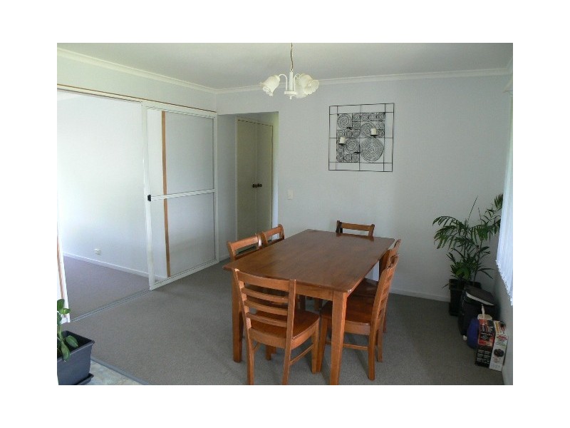 106 Corser St, Point Vernon QLD 4655