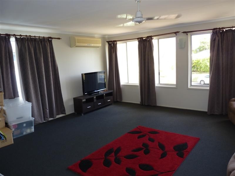 3 Eden Way, Point Vernon QLD 4655