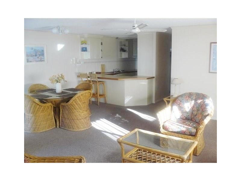 4/367 Esplanade, Scarness QLD 4655