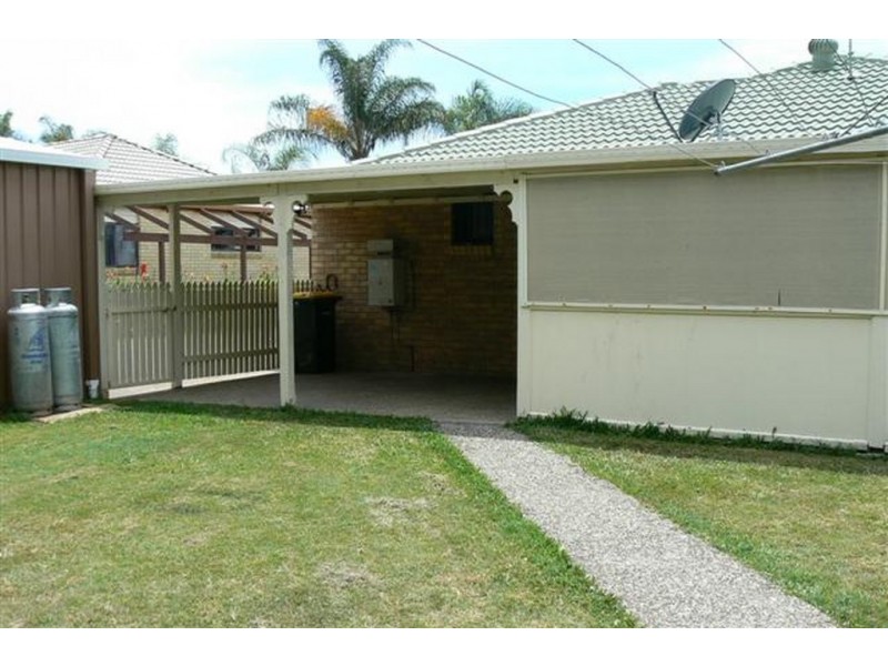 37 Michelle Drive, Point Vernon QLD 4655