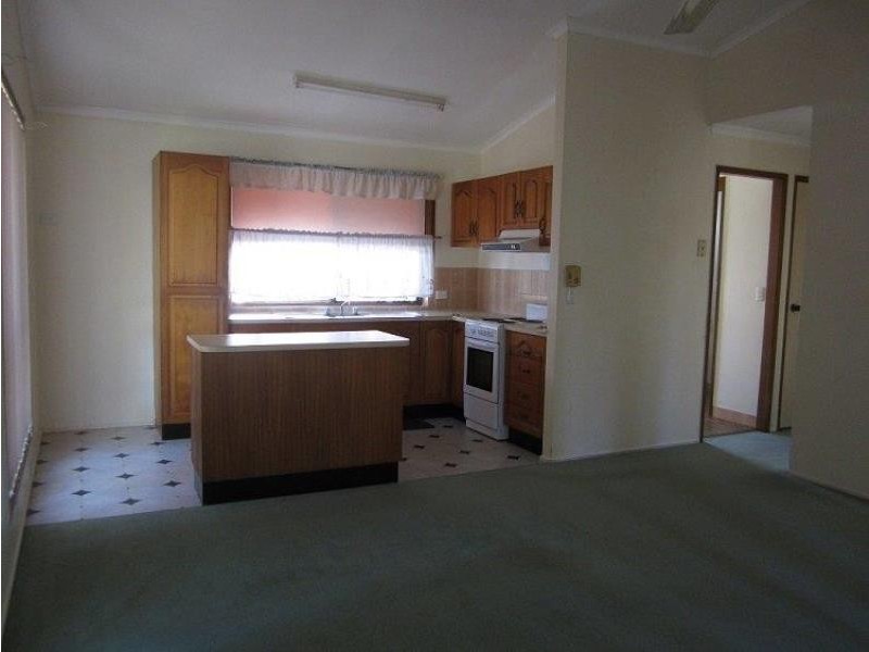 4/82 Miller Street, Urangan QLD 4655