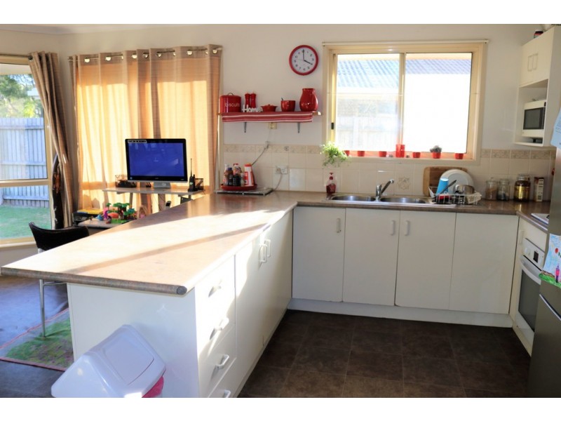 35 Ironbark Street, Kawungan QLD 4655