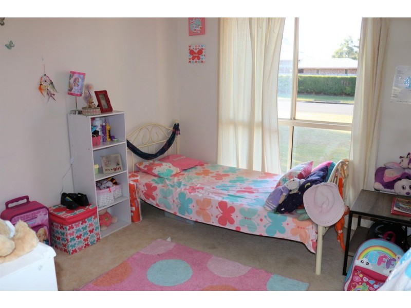 35 Ironbark Street, Kawungan QLD 4655