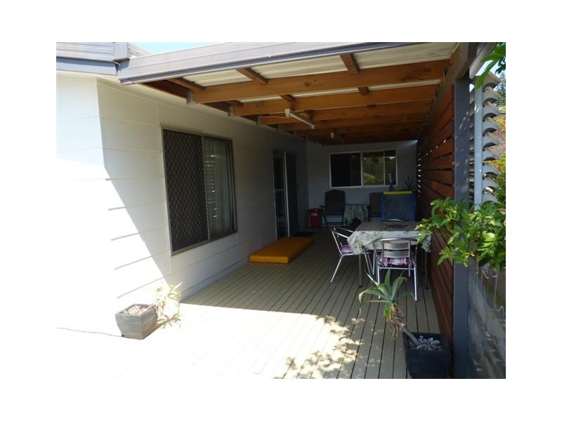 14 Gibbs Street, Urangan QLD 4655