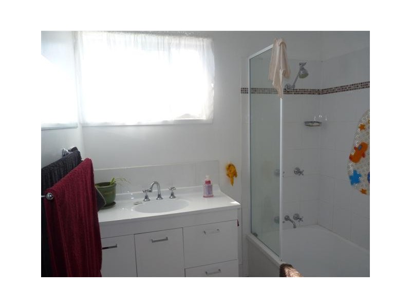 14 Gibbs Street, Urangan QLD 4655