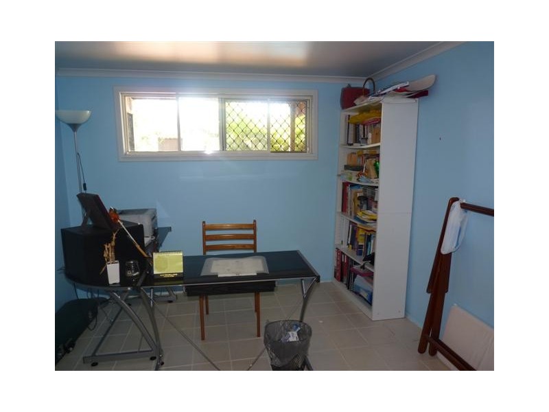 14 Gibbs Street, Urangan QLD 4655