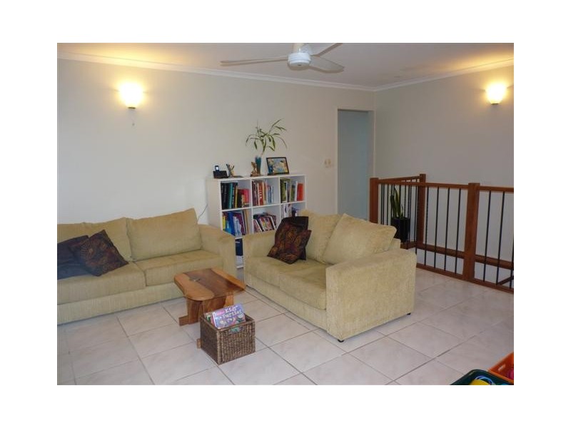 14 Gibbs Street, Urangan QLD 4655